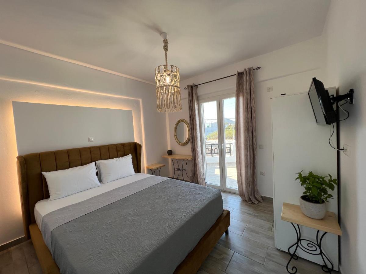 Filia suite-apartment Agia Anna  Exteriör bild