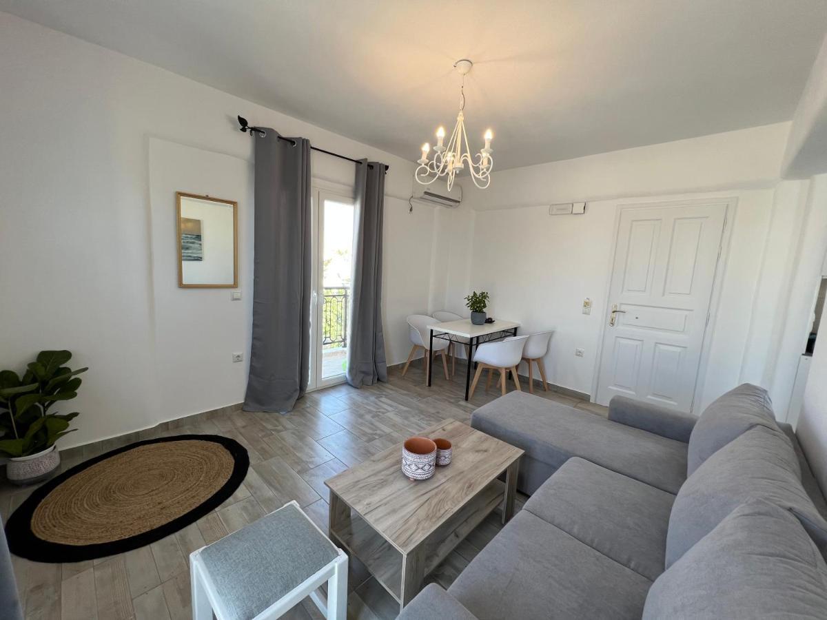 Filia suite-apartment Agia Anna  Exteriör bild